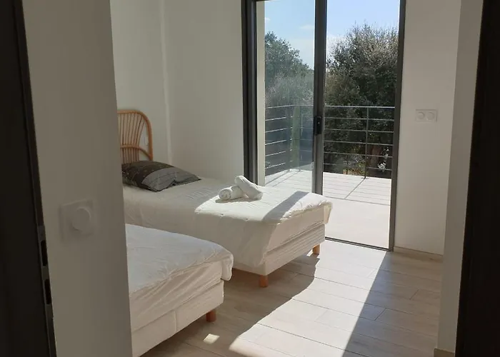 Le Figuier 6 Pers Piscine Chauffee 2 Min En Voiture Villa Sainte-Lucie de Porto-Vecchio