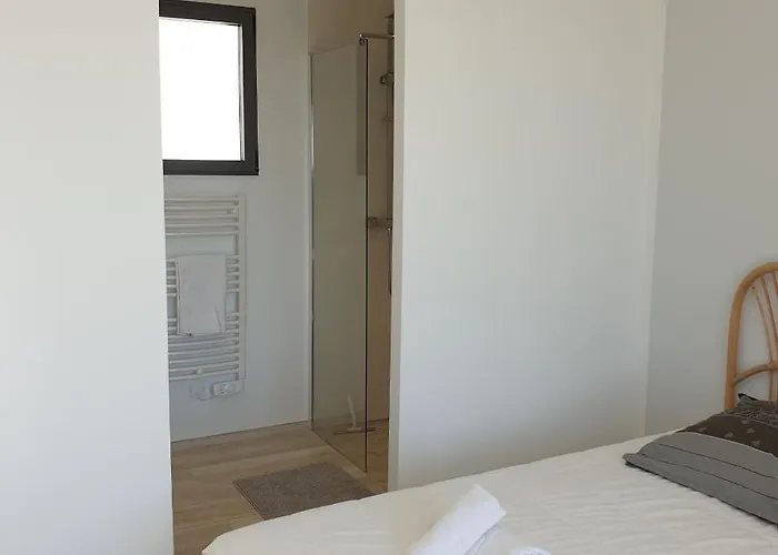 Le Figuier 6 Pers Piscine Chauffee 2 Min En Voiture