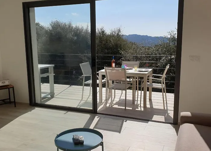 Le Figuier 6 Pers Piscine Chauffée 2 Min En Voiture Villa Sainte-Lucie-de-Porto-Vecchio