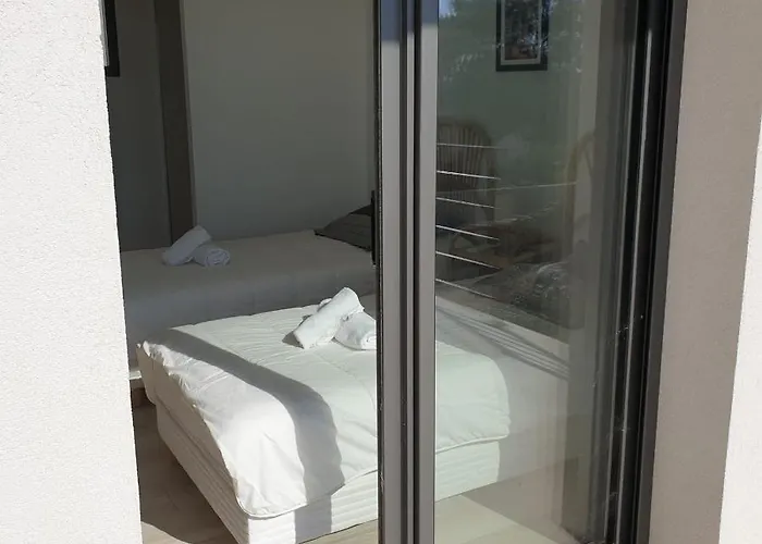 Villa Le Figuier 6 Pers Piscine Chauffée 2 Min En Voiture Sainte-Lucie-de-Porto-Vecchio